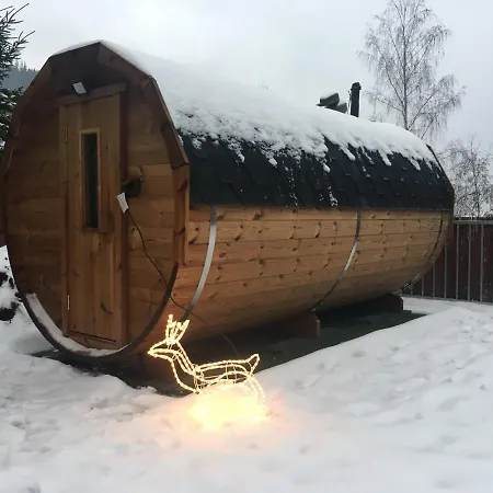 Roubenka Ella Chalé Desná